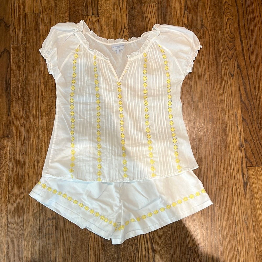 NWOT mi golondrina pajama set